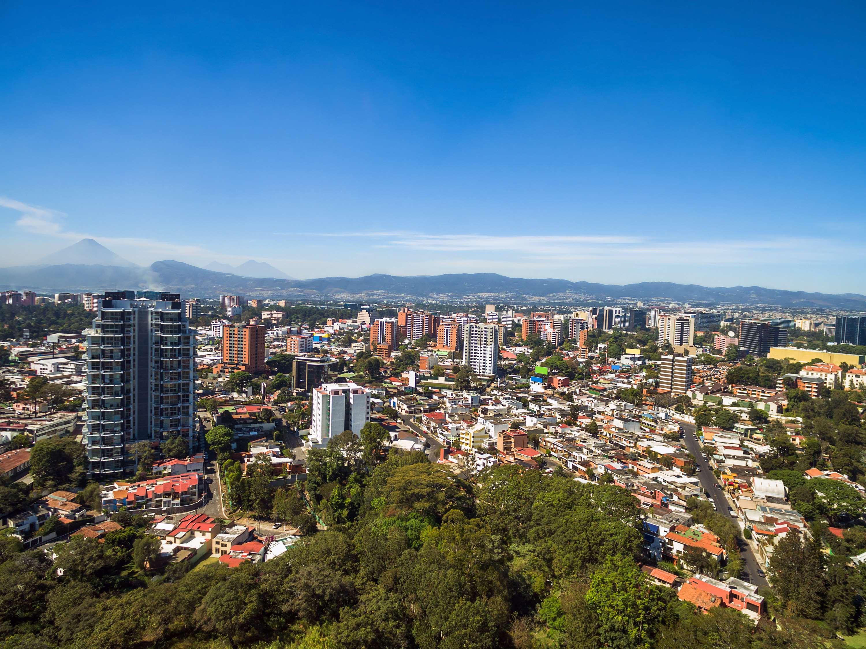 Готель Wyndham Garden Guatemala City Екстер'єр фото Bogotá